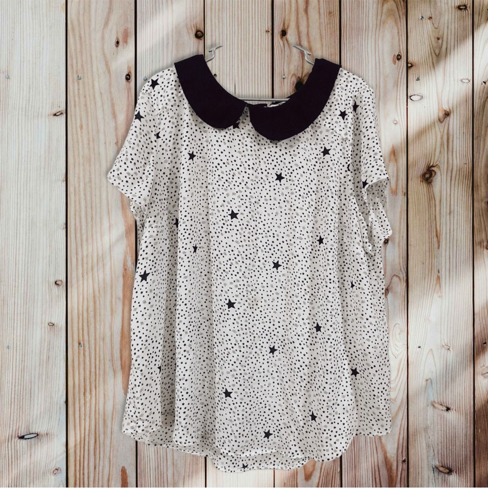 Torrid Black and White Boxy Blouse with Peter Pan Collar